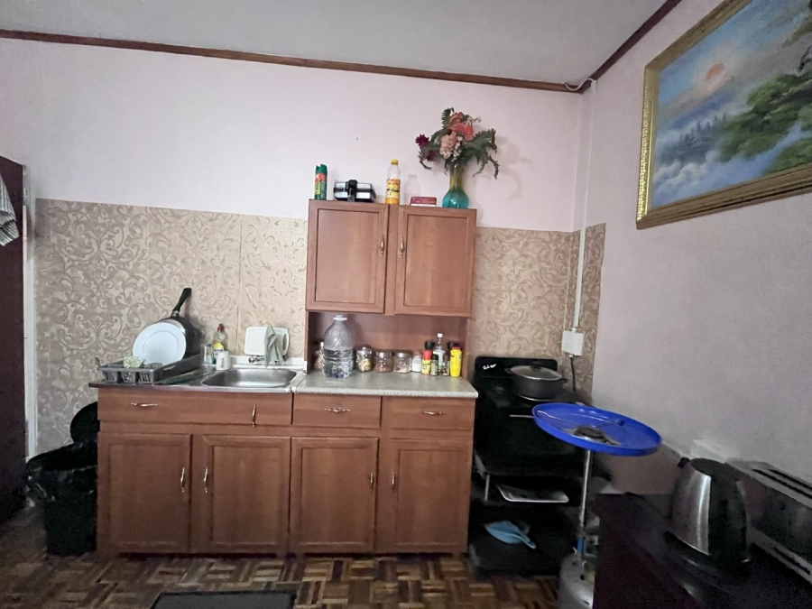 9 Bedroom Property for Sale in Generaal De Wet Free State